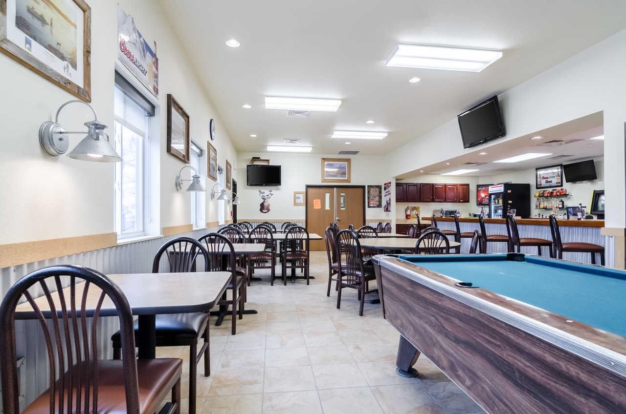 Rodeway Inn Larned Extérieur photo