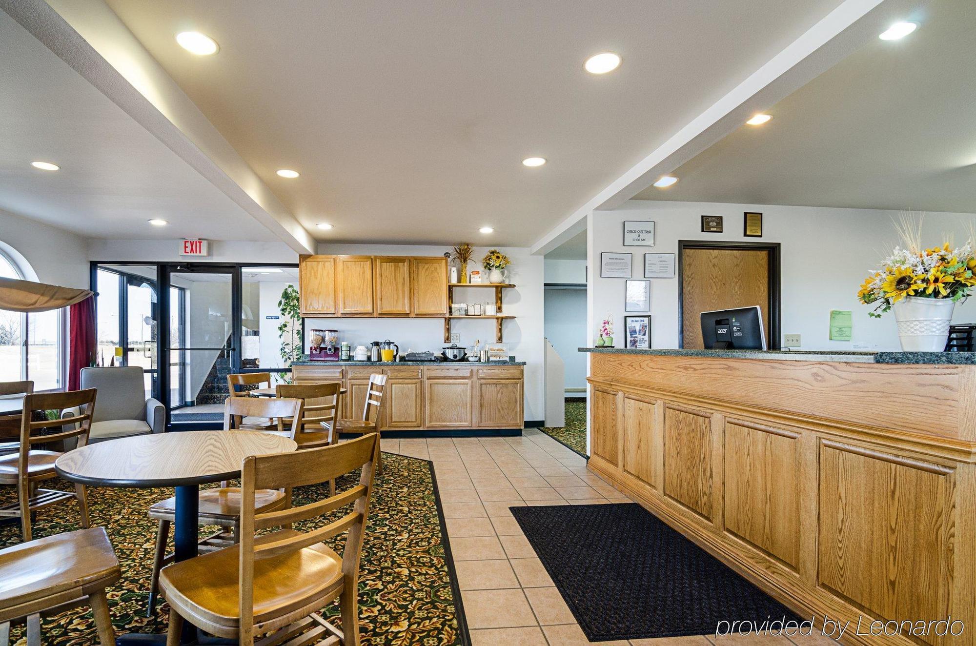 Rodeway Inn Larned Extérieur photo